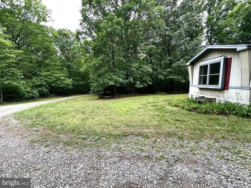 606 Dogwood Acres Road Bumpass VA 23024