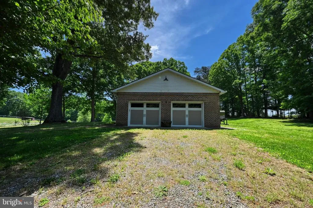 321 Willow Oak Lane Bumpass VA 23024