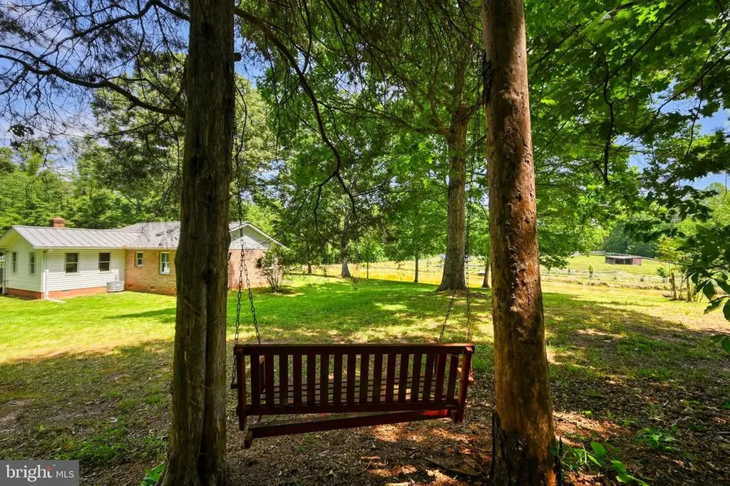 321 Willow Oak Lane Bumpass VA 23024