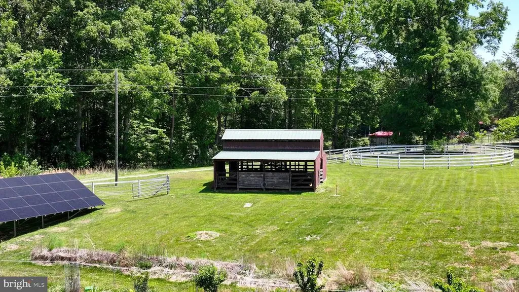 321 Willow Oak Lane Bumpass VA 23024