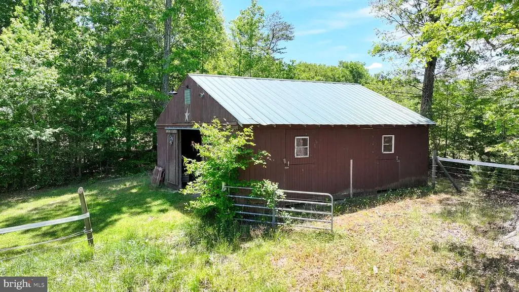 321 Willow Oak Lane Bumpass VA 23024