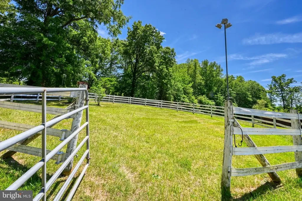 321 Willow Oak Lane Bumpass VA 23024