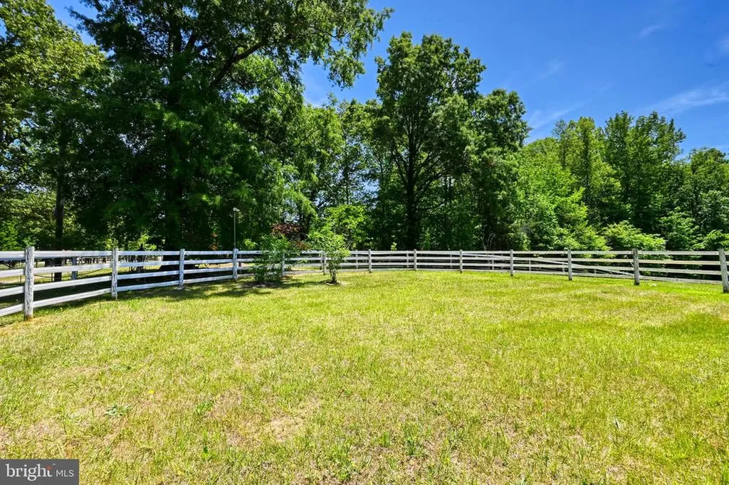 321 Willow Oak Lane Bumpass VA 23024