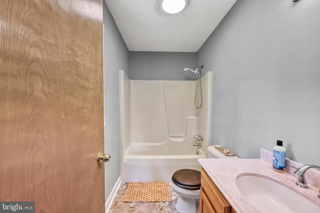 321 Willow Oak Lane Bumpass VA 23024