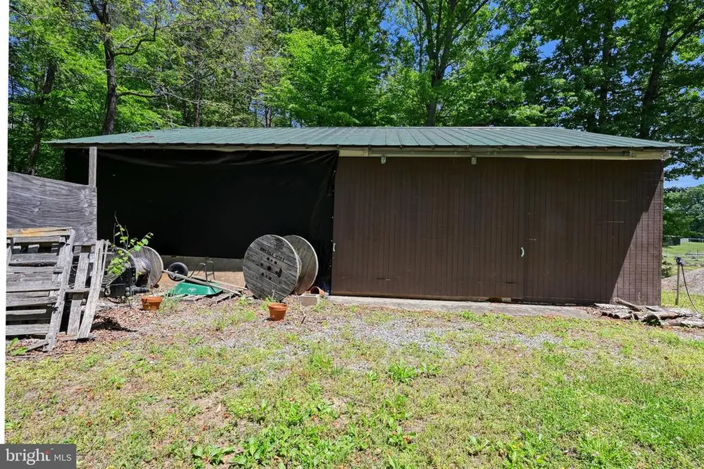 321 Willow Oak Lane Bumpass VA 23024