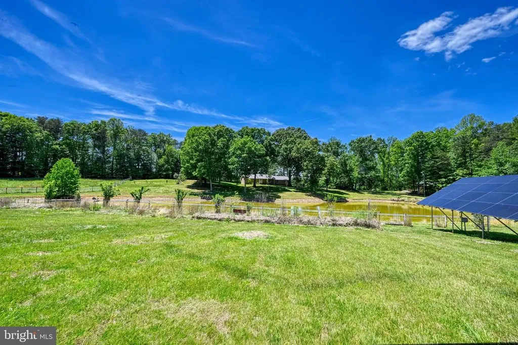 321 Willow Oak Lane Bumpass VA 23024
