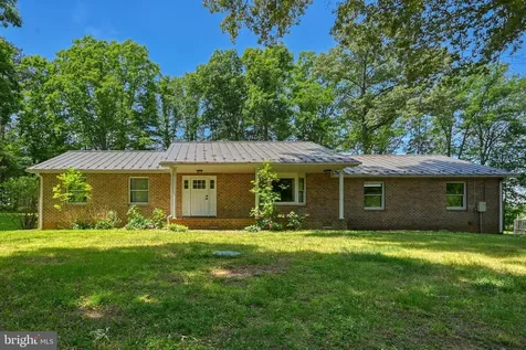 321 Willow Oak Lane Bumpass VA 23024