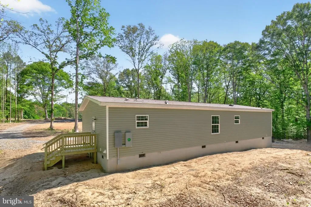 302 Raccoon Lane Louisa VA 23093