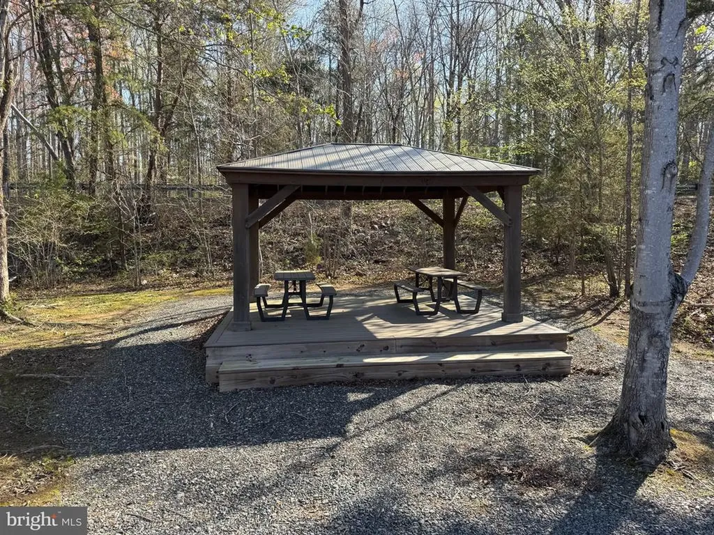 57 Lighthouse Drive Bumpass VA 23024