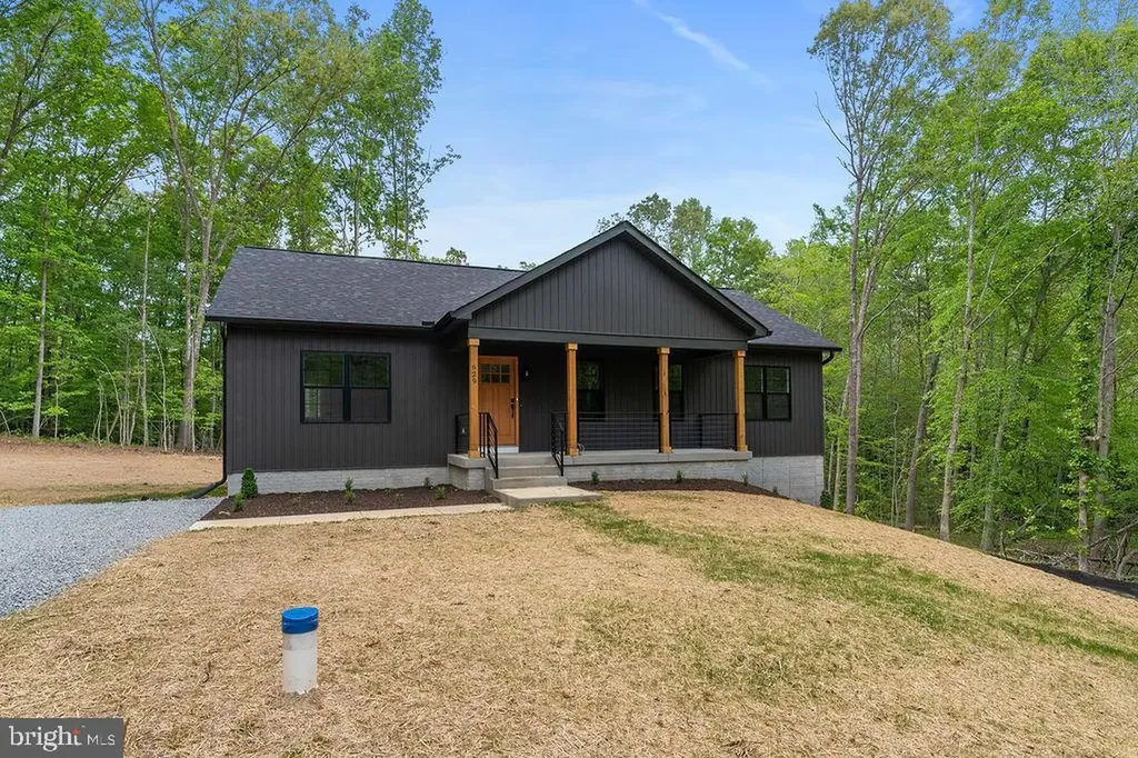629 Vawter Corner Road Louisa VA 23093
