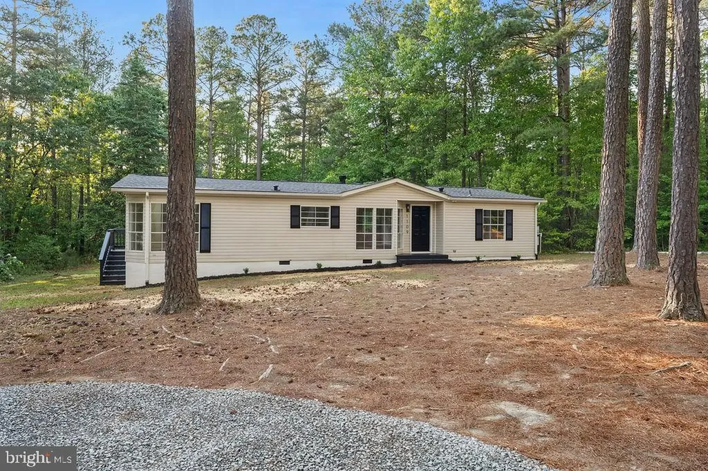 1109 Eastham Road Bumpass VA 23024