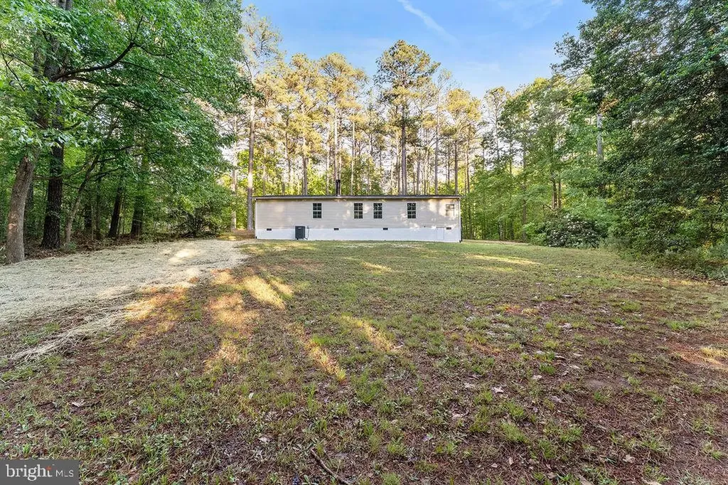 1109 Eastham Road Bumpass VA 23024