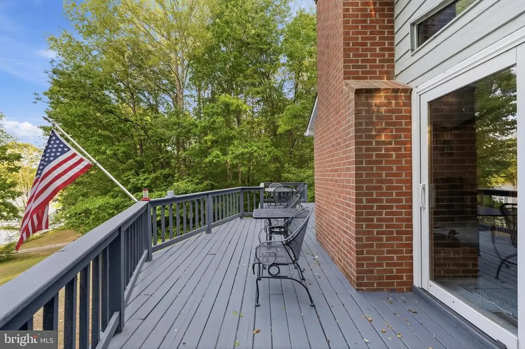 303 Pine Drive Louisa VA 23093