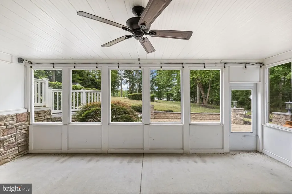 126 Village Drive Bumpass VA 23024