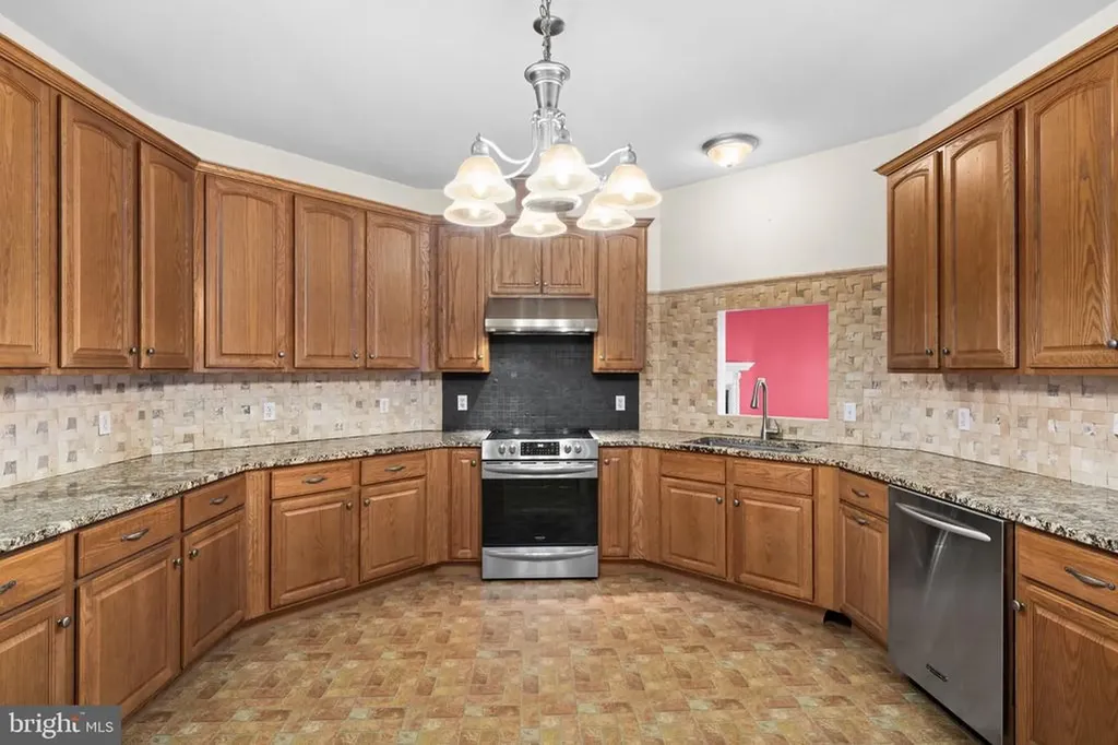 2481 Yanceyville Road Louisa VA 23093