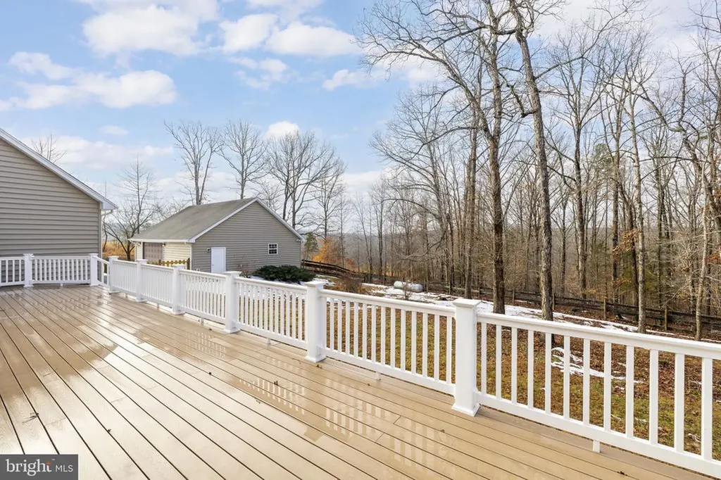 2481 Yanceyville Road Louisa VA 23093