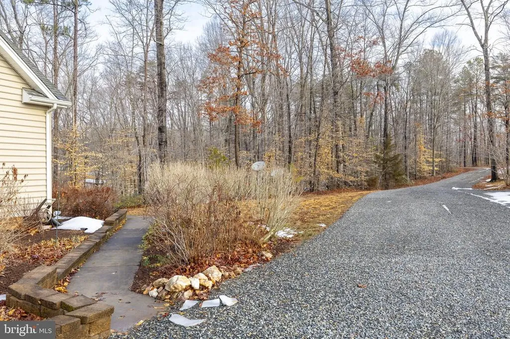 2481 Yanceyville Road Louisa VA 23093