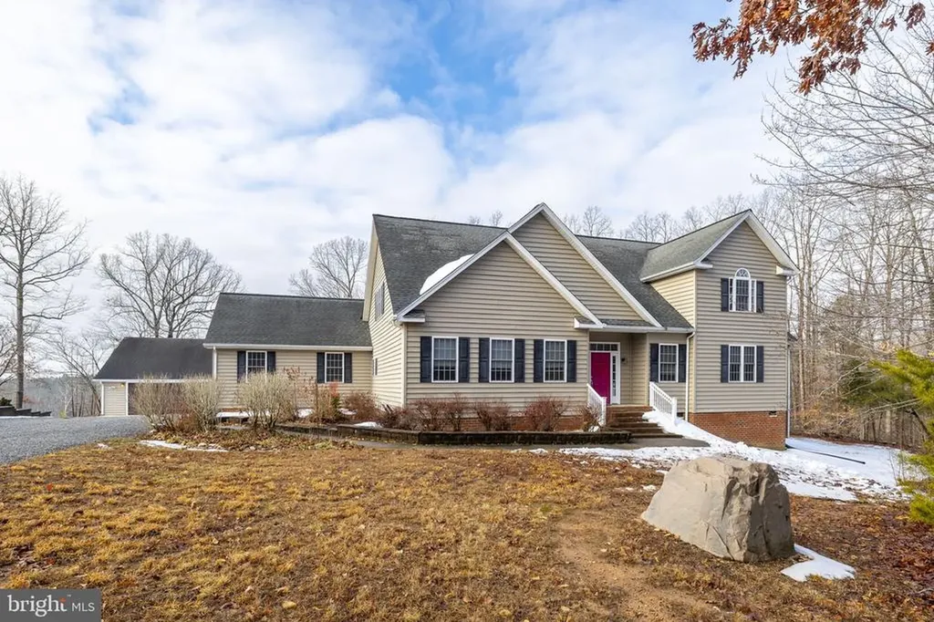 2481 Yanceyville Road Louisa VA 23093