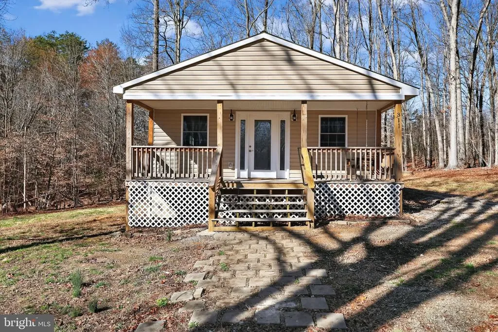 311 Holly Grove Court Bumpass VA 23024