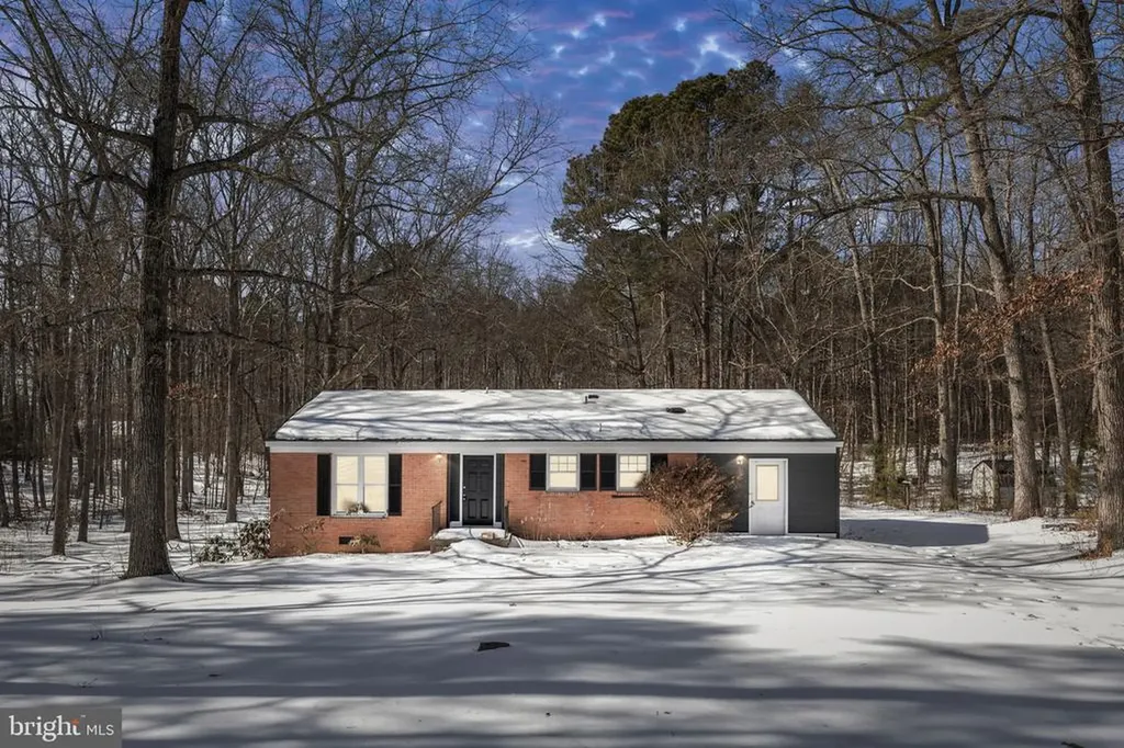 Louisa VA, 727 Chalklevel Road