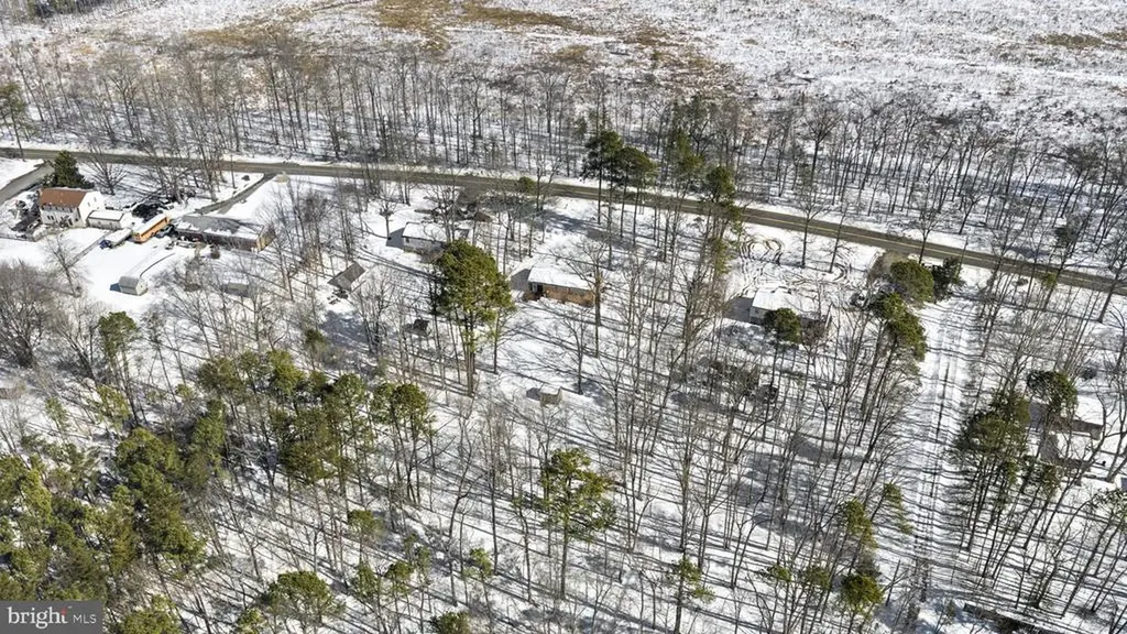 727 Chalklevel Road Louisa VA 23093