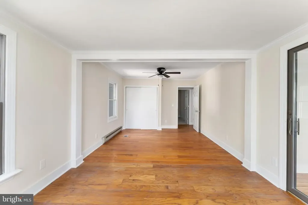 2367 Lakeshore Drive N Louisa VA 23093