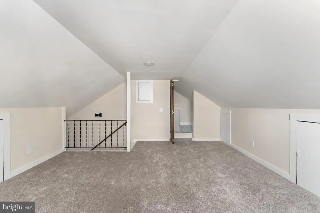 2367 Lakeshore Drive N Louisa VA 23093