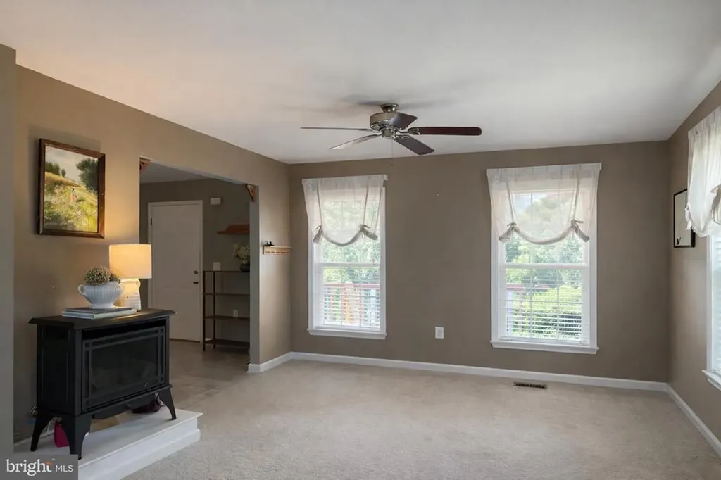 33 Bogey Lane Bumpass VA 23024