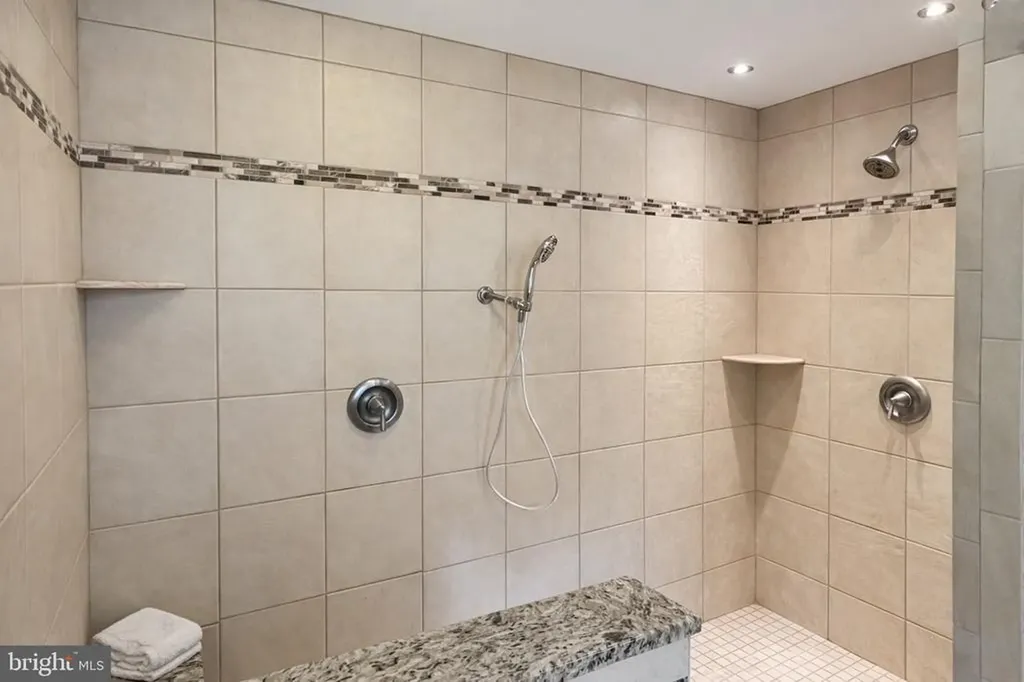 33 Bogey Lane Bumpass VA 23024