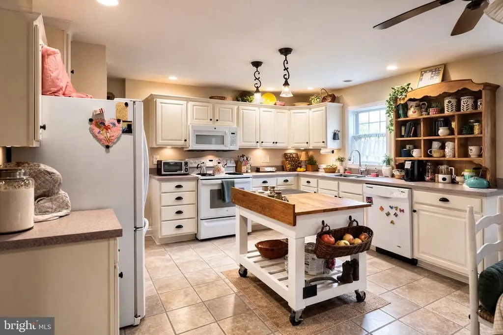 33 Bogey Lane Bumpass VA 23024