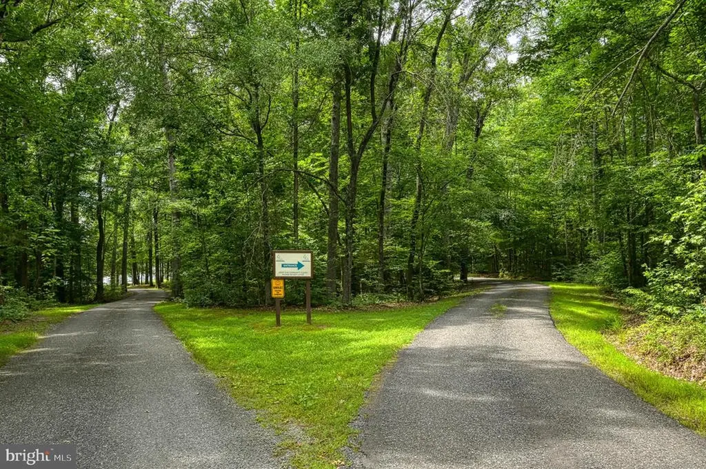 199 Hickory Lane Bumpass VA 23024