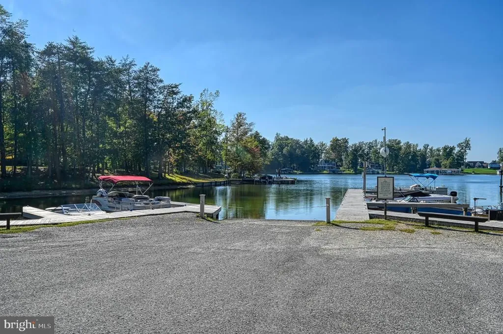 199 Hickory Lane Bumpass VA 23024