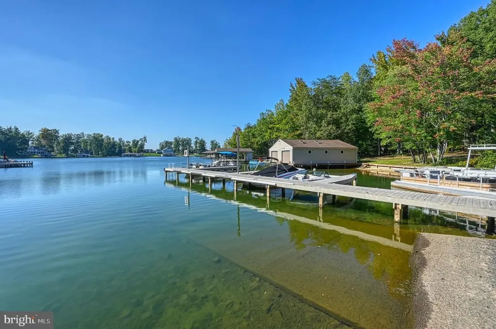 199 Hickory Lane Bumpass VA 23024