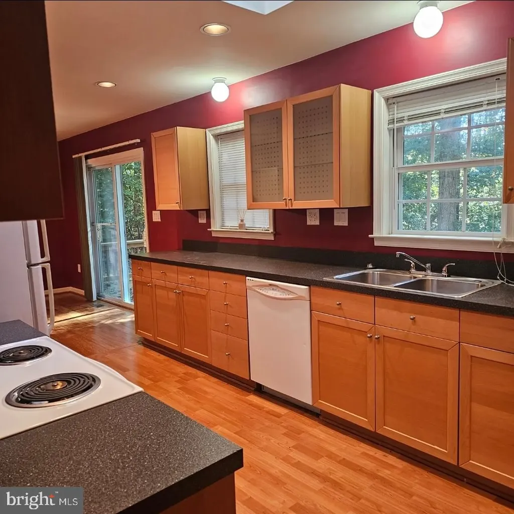 1276 Peach Grove Road Louisa VA 23093