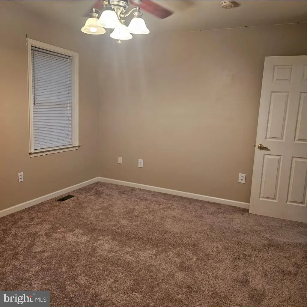 1276 Peach Grove Road Louisa VA 23093