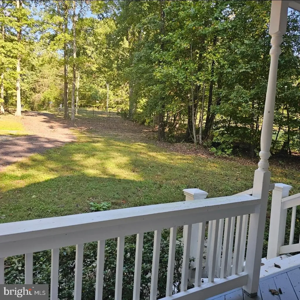 1276 Peach Grove Road Louisa VA 23093