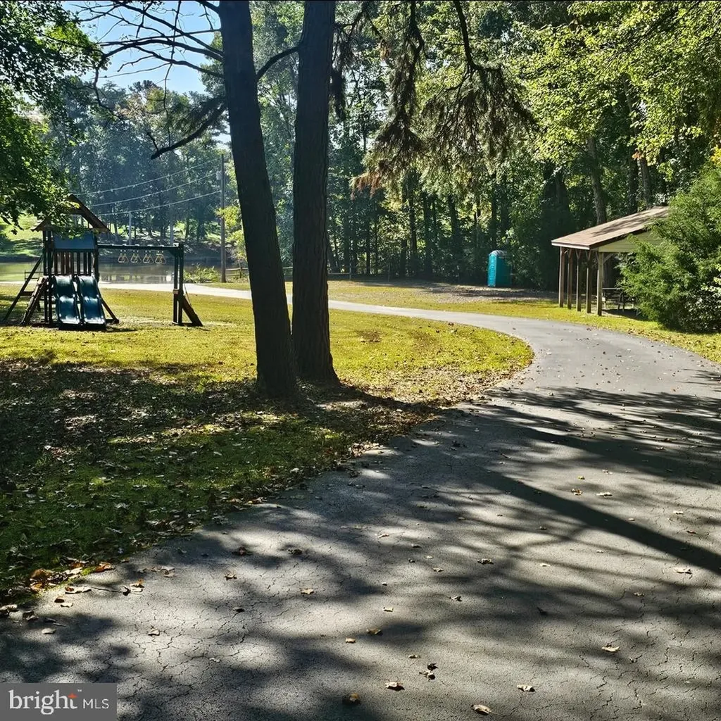 1276 Peach Grove Road Louisa VA 23093
