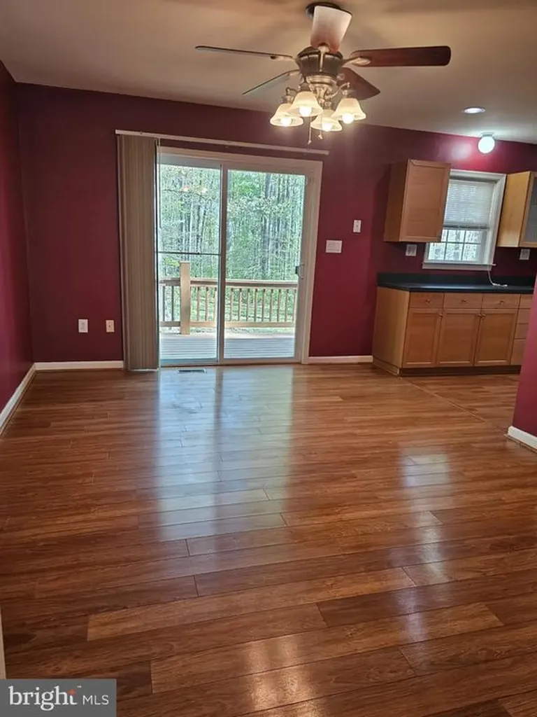1276 Peach Grove Road Louisa VA 23093