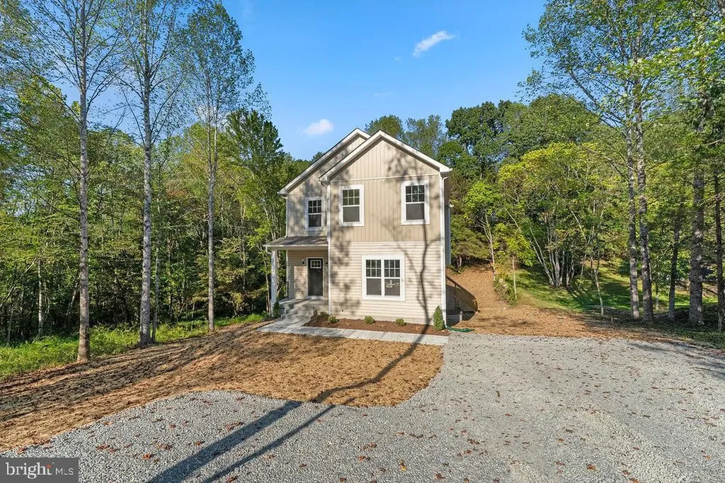 546 Paddock Lane Louisa VA 23093