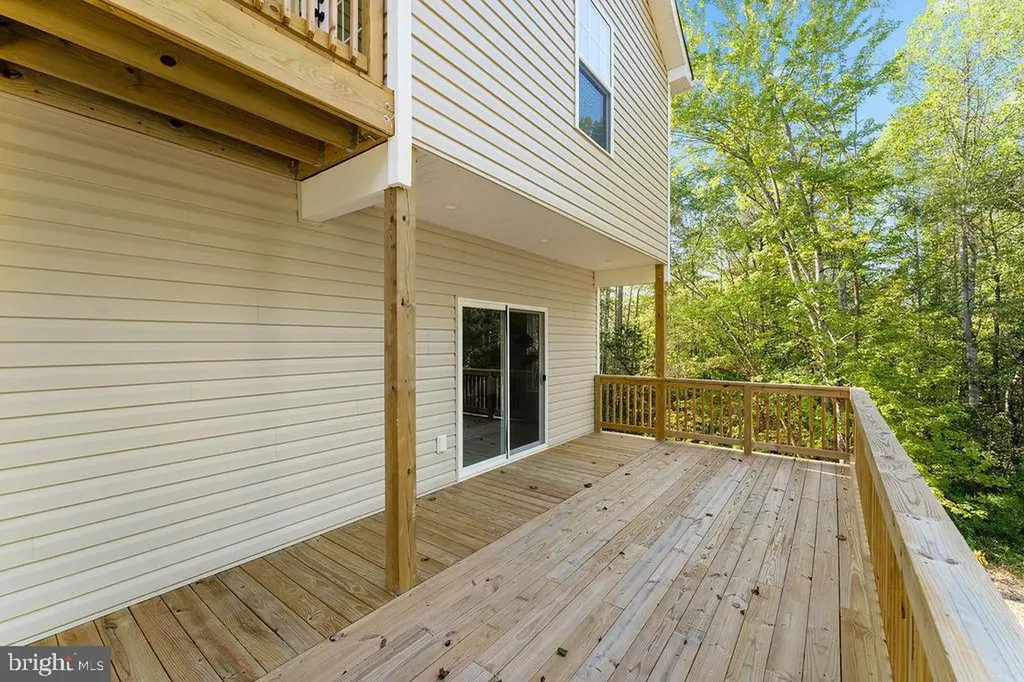 546 Paddock Lane Louisa VA 23093