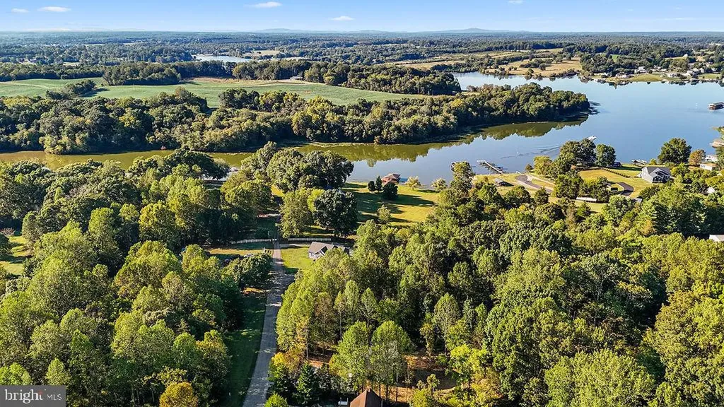 546 Paddock Lane Louisa VA 23093