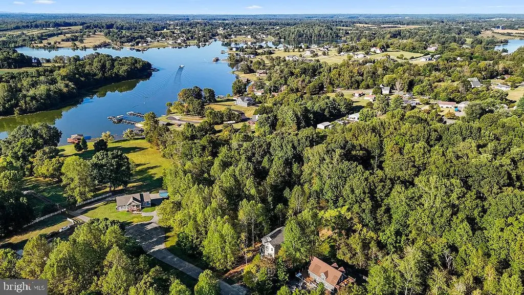 546 Paddock Lane Louisa VA 23093