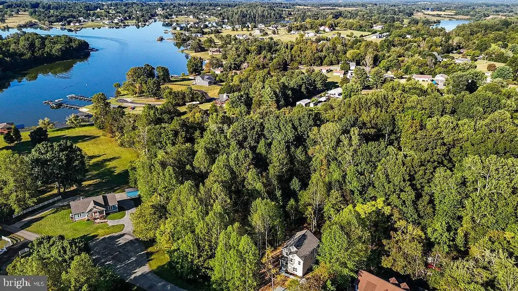 546 Paddock Lane Louisa VA 23093