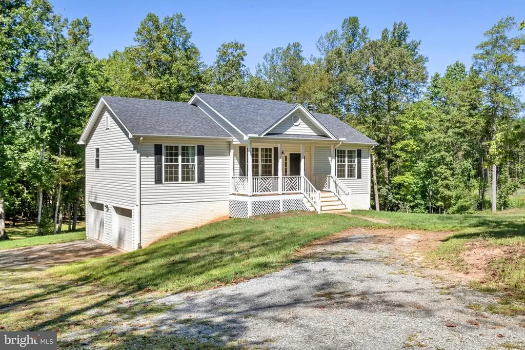 887 Hickory Creek Road Louisa VA 23093