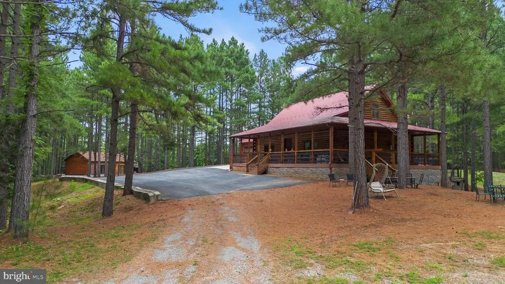 362 Dell Perkins Road Louisa VA 23093