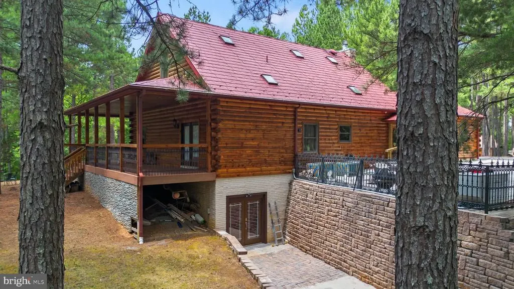 362 Dell Perkins Road Louisa VA 23093