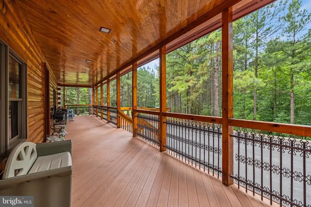 362 Dell Perkins Road Louisa VA 23093