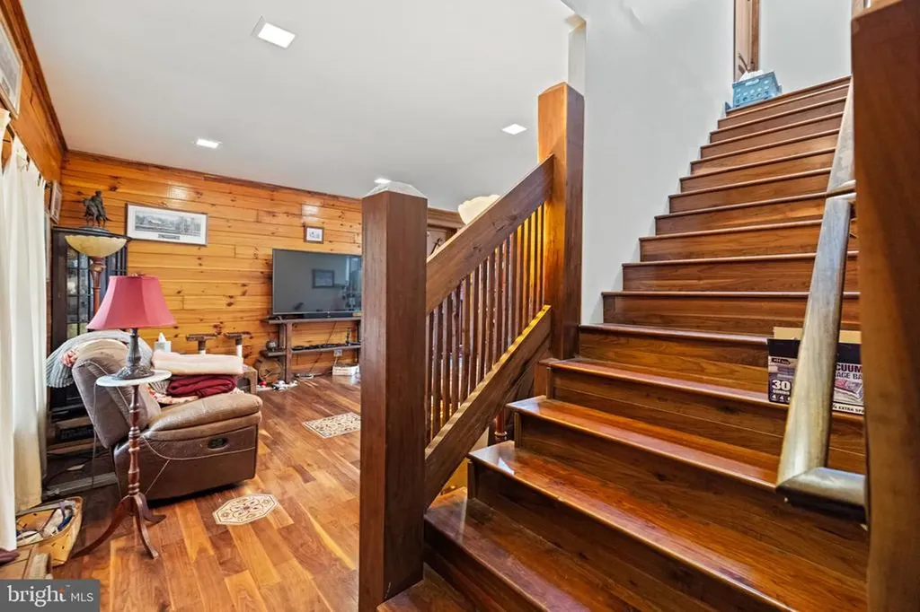 362 Dell Perkins Road Louisa VA 23093