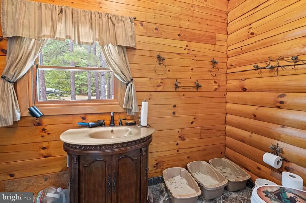 362 Dell Perkins Road Louisa VA 23093