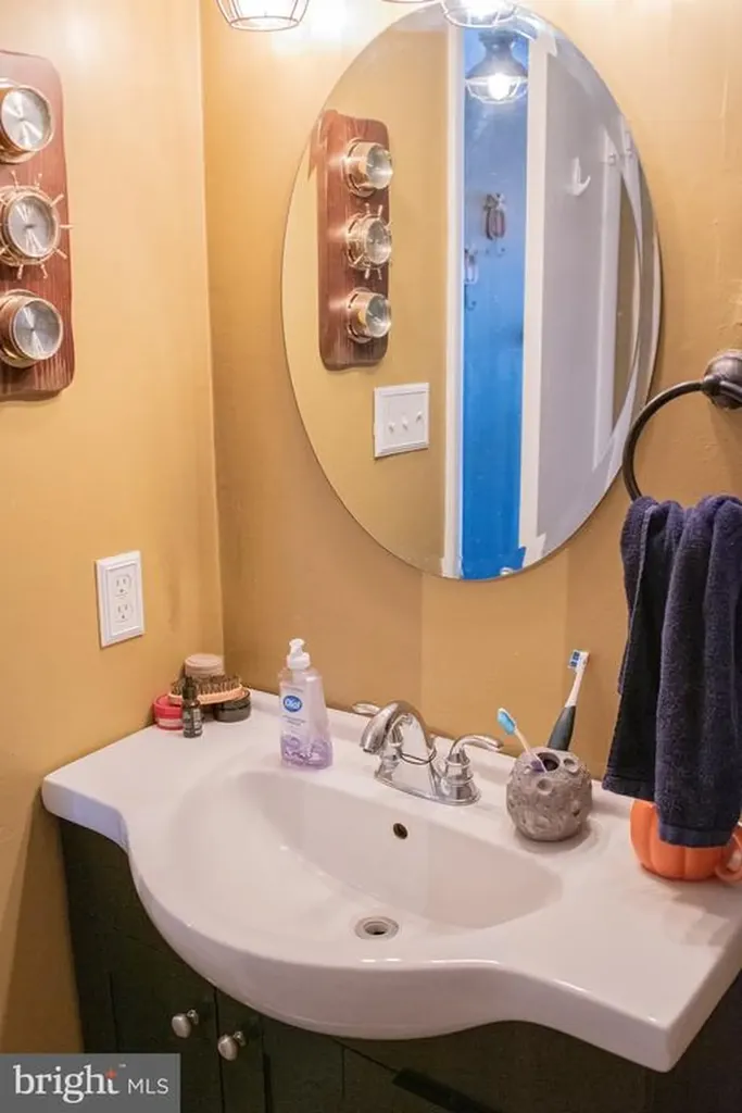 1659 Lakeshore Drive S Louisa VA 23093